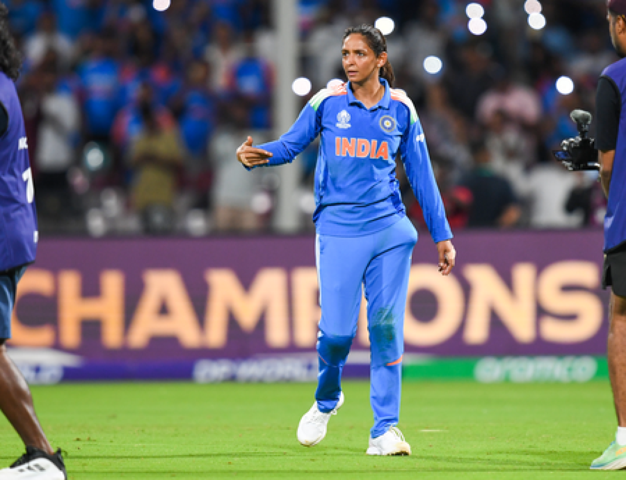 অস্ট্রেলিয়ার বিরুদ্ধে ভারতের হার, হারমনপ্রীত কৌরের হতাশা প্রকাশ