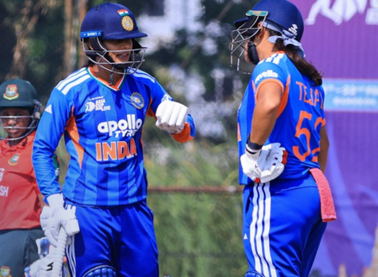 ভারতীয় মহিলা ক্রিকেট দল এশিয়া কাপ রাইজিং স্টারস জিতল