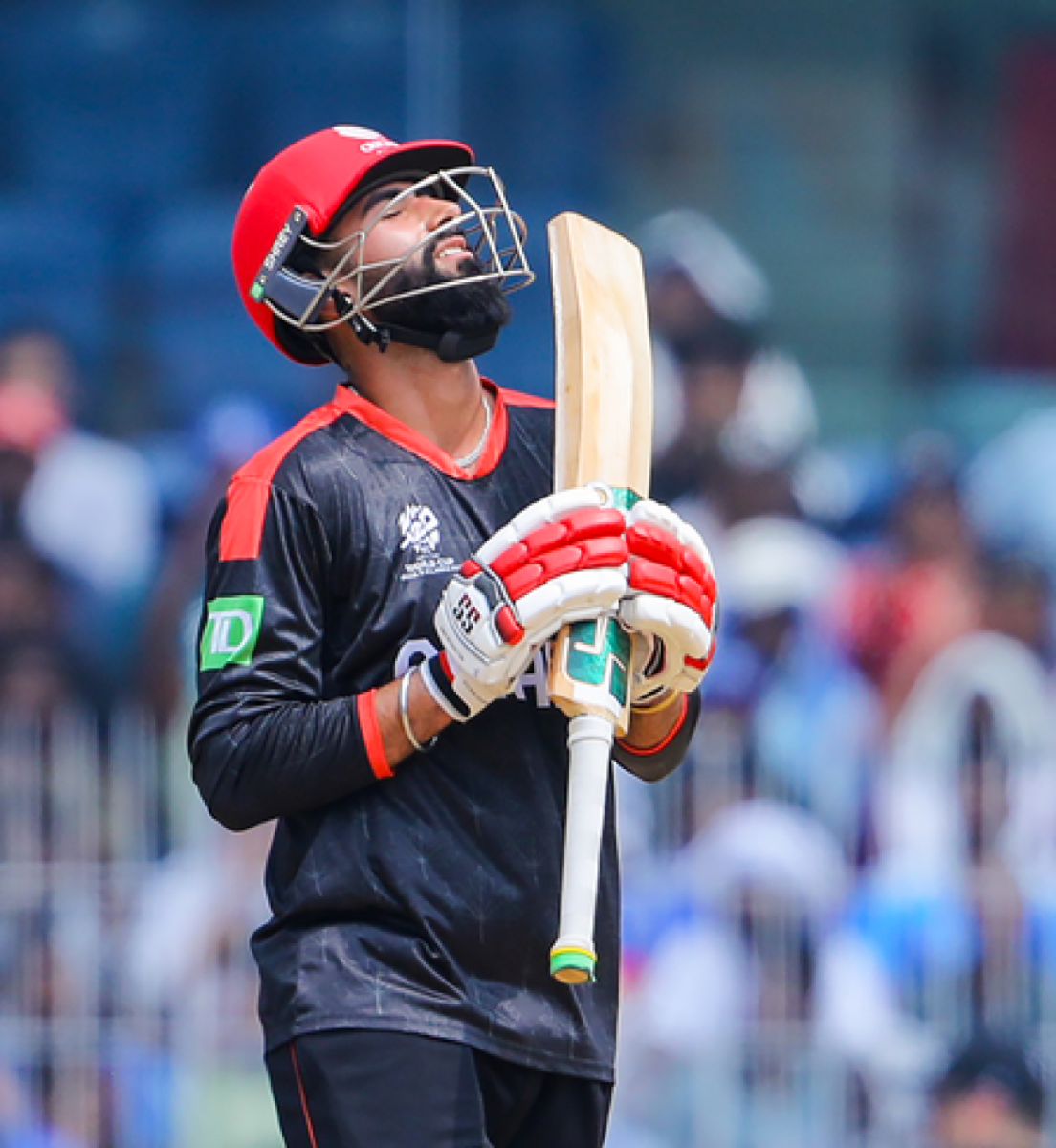যুবরাজ সামরা: টি২০ বিশ্বকাপে শতক হাঁকিয়ে ইতিহাস গড়লেন