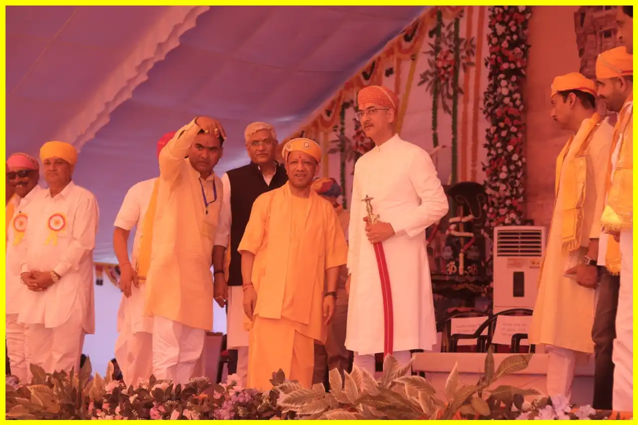 চিত্তোরগড়ে জৌহর শ্রদ্ধাঞ্জলি অনুষ্ঠানে যোগ দিলেন মহারানা বিশ্বরাজ সিং মেওয়ার ও যোগী আদিত্যনাথ