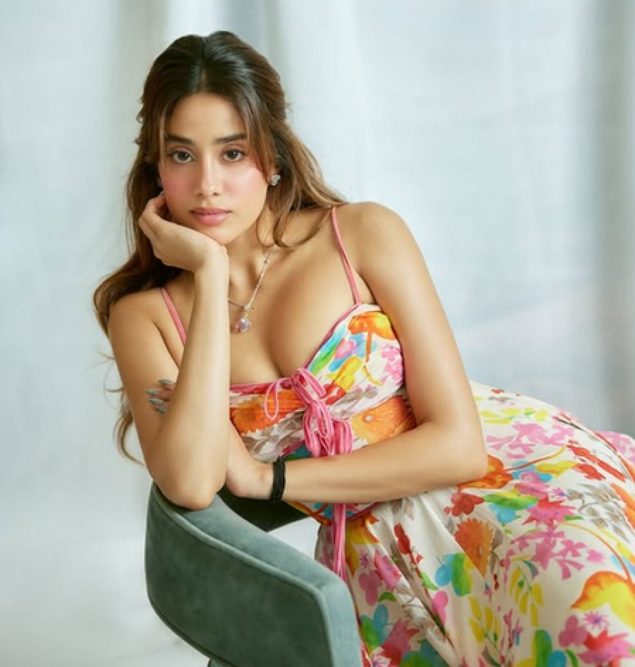 জানভী কাপূরের অভিনয় স্বপ্ন এবং মায়ের বাধা