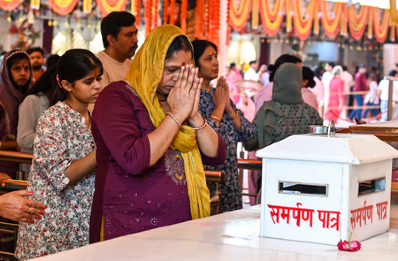 নवरাত্রির সপ্তম দিনে মা কালরাত্রির পূজা ও শক্তির উৎসব