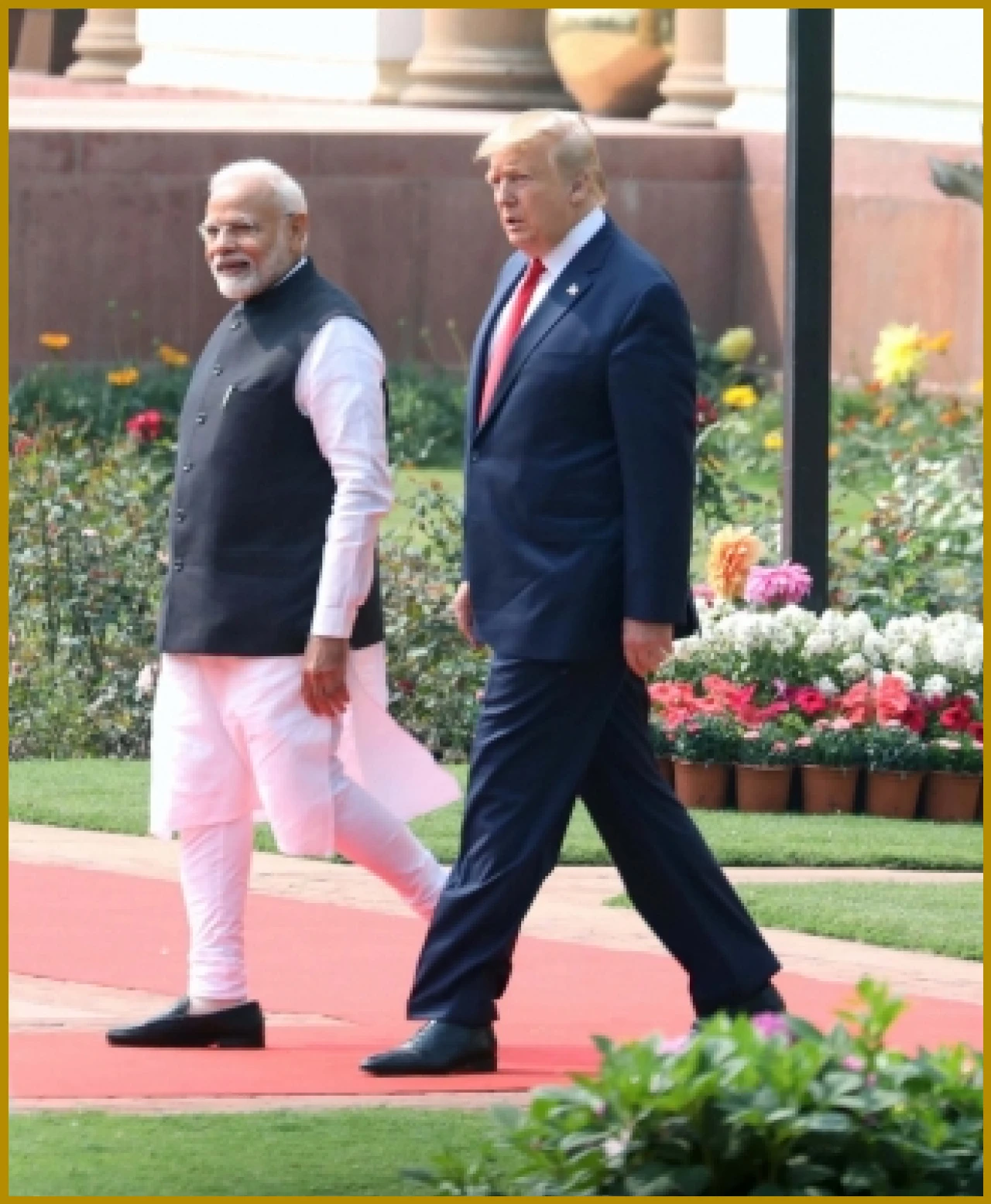 প্রধানমন্ত্রী মোদির সঙ্গে ট্রাম্পের ফোনালাপে হরমুজ প্রণালী নিরাপত্তার গুরুত্ব