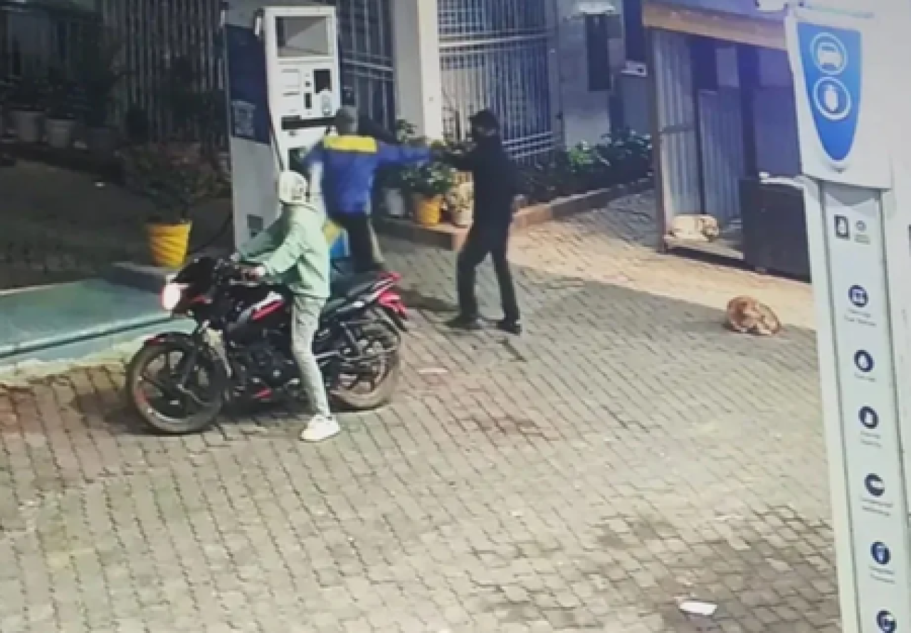 রাঁচিতে এক রাতেই দুই পেট্রোল পাম্প ও একটি সিএনজি পাম্পে ডাকাতি