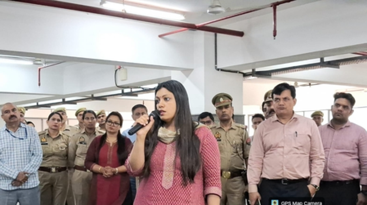 নোয়াডায় শিল্প শান্তি রক্ষায় প্রশাসনের সক্রিয় ভূমিকা