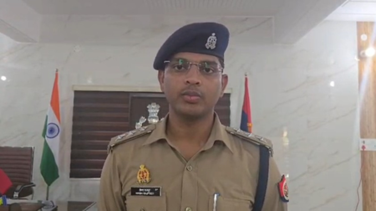 মাফিয়া মুখ্তার অন্সারির স্ত্রী আফশা অন্সারির খোঁজে মউ ও গাজীপুর পুলিশের তল্লাশি অভিযান