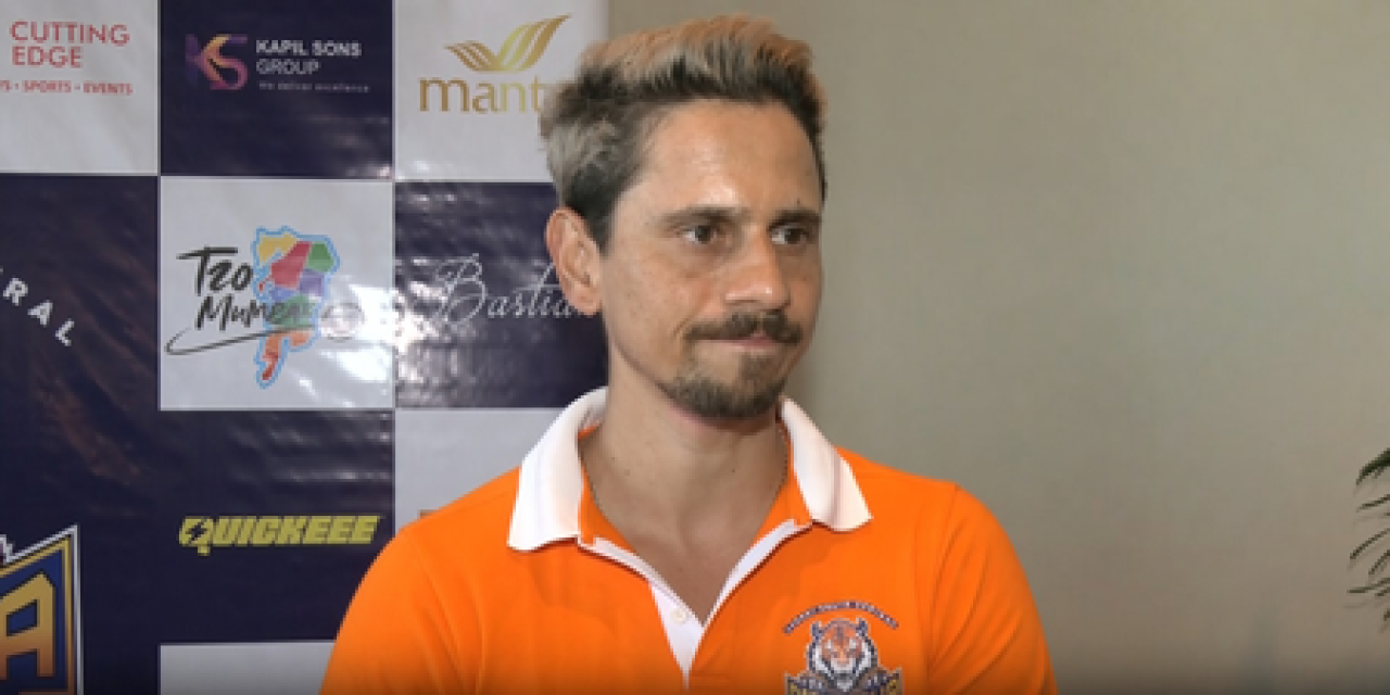 মারাঠা রয়্যালসের নতুন জার্সি উন্মোচন, চ্যাম্পিয়নশিপ পুনরুদ্ধারের আশা প্রকাশ সিধেশ লাডের