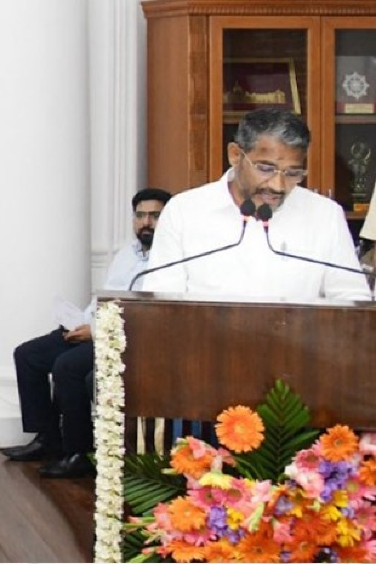 ‘রাজনীতি সভ্য ও গণতান্ত্রিক হওয়া উচিত’: তামিলনাড়ুর মন্ত্রী ভান্নিয়ারাসুর কুন্নাম সহিংসতার নিন্দা
