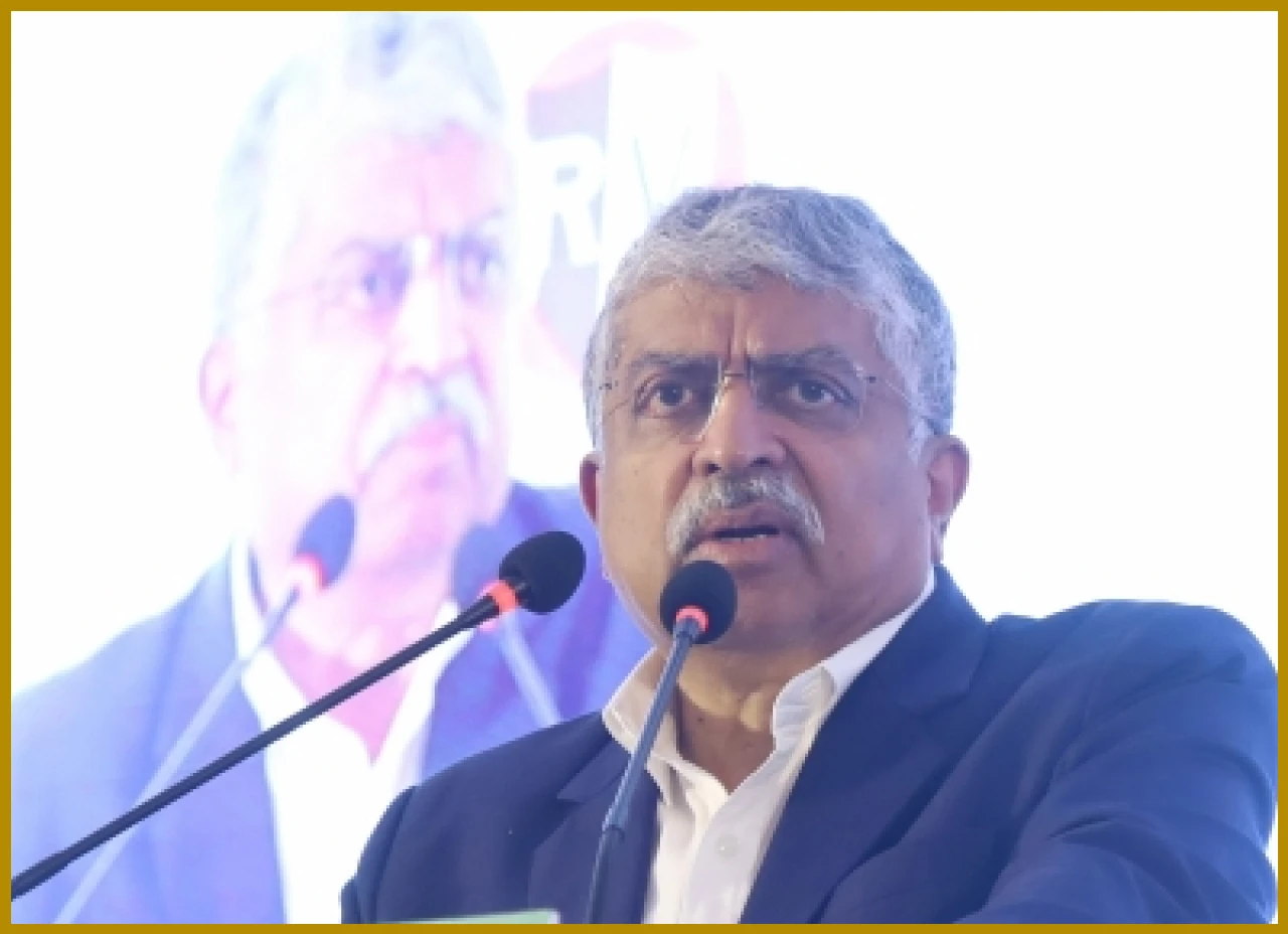 এআই আইটি কোম্পানিগুলিকে শক্তিশালী করবে: ইনফোসিসের চেয়ারম্যান নীলেকণী