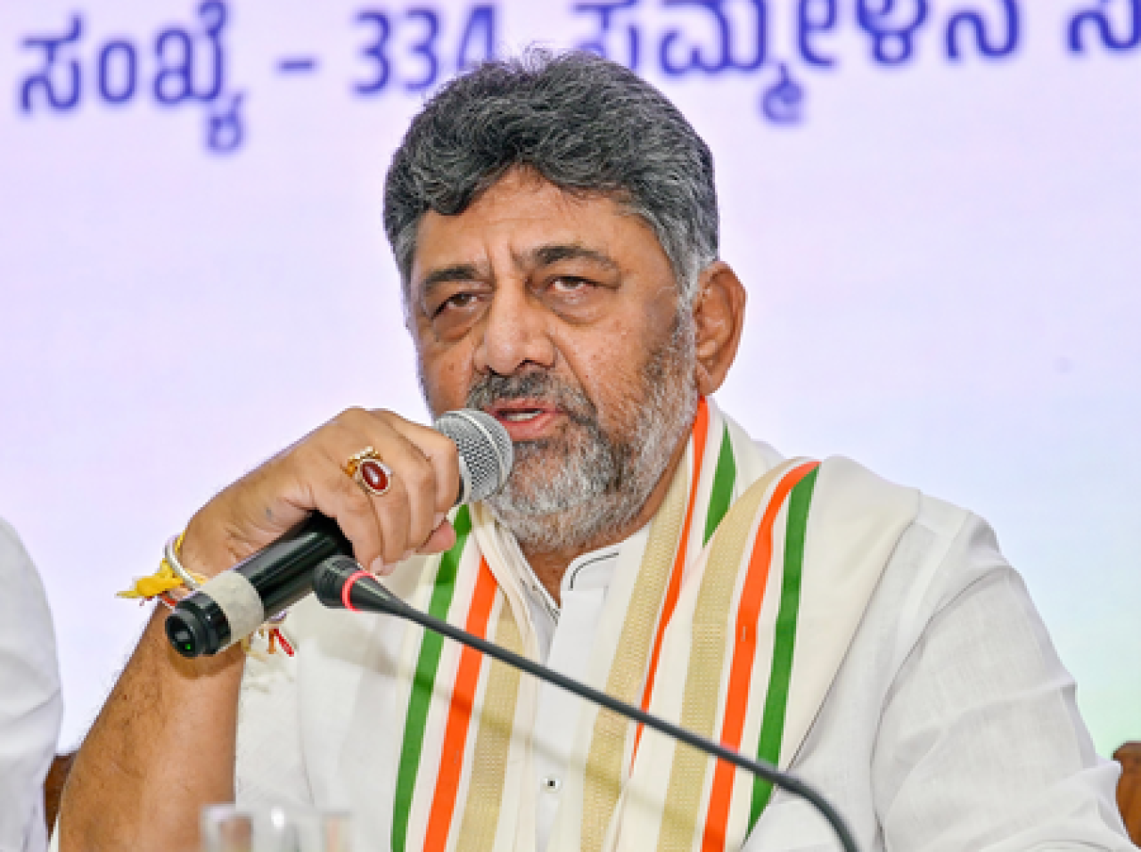 কर्नাটক: ডিকে শিবকুমারের बचपनের বন্ধু বললেন- ‘তাঁর মধ্যে কোনো পরিবর্তন আসেনি’