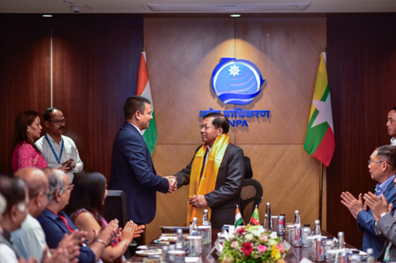 মিয়ানমারের রাষ্ট্রপতির জেএনপিএ সফর, বন্দরের অবকাঠামো ও ভবিষ্যৎ পরিকল্পনা নিয়ে আলোচনা
