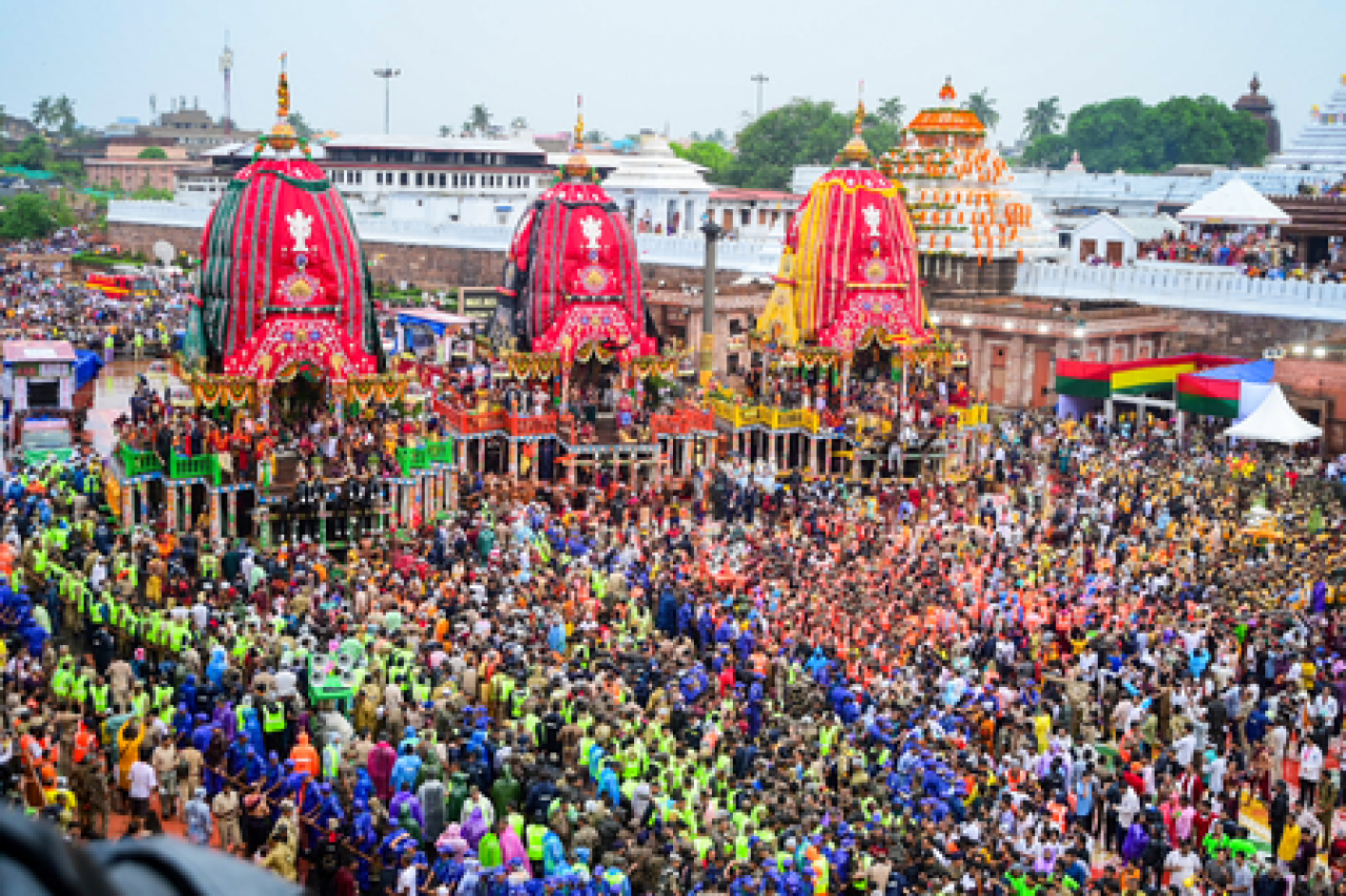 पुरी रথযাত্রায় ভক্তের মৃত্যু, রাজনীতিতে উত্তেজনা