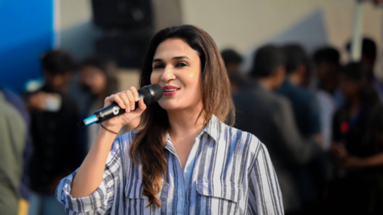ছাত্রদের সমর্থনে সৌন্দর্যা রজনীকান্তের শক্তিশালী বার্তা