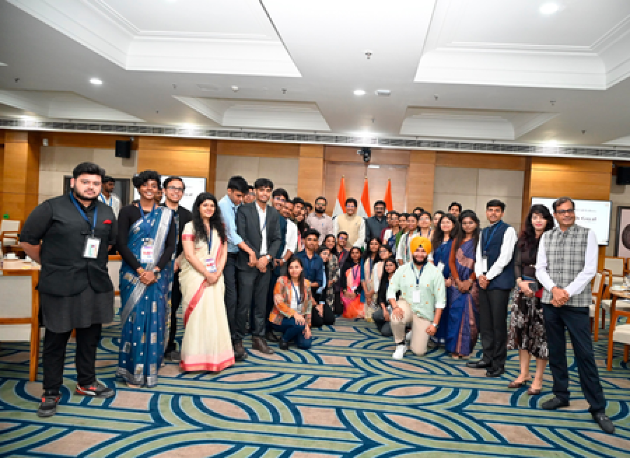পীযূষ গয়াল এমপি লিড ফেলোদের উদ্ভাবন গ্রহণের জন্য উৎসাহিত করলেন