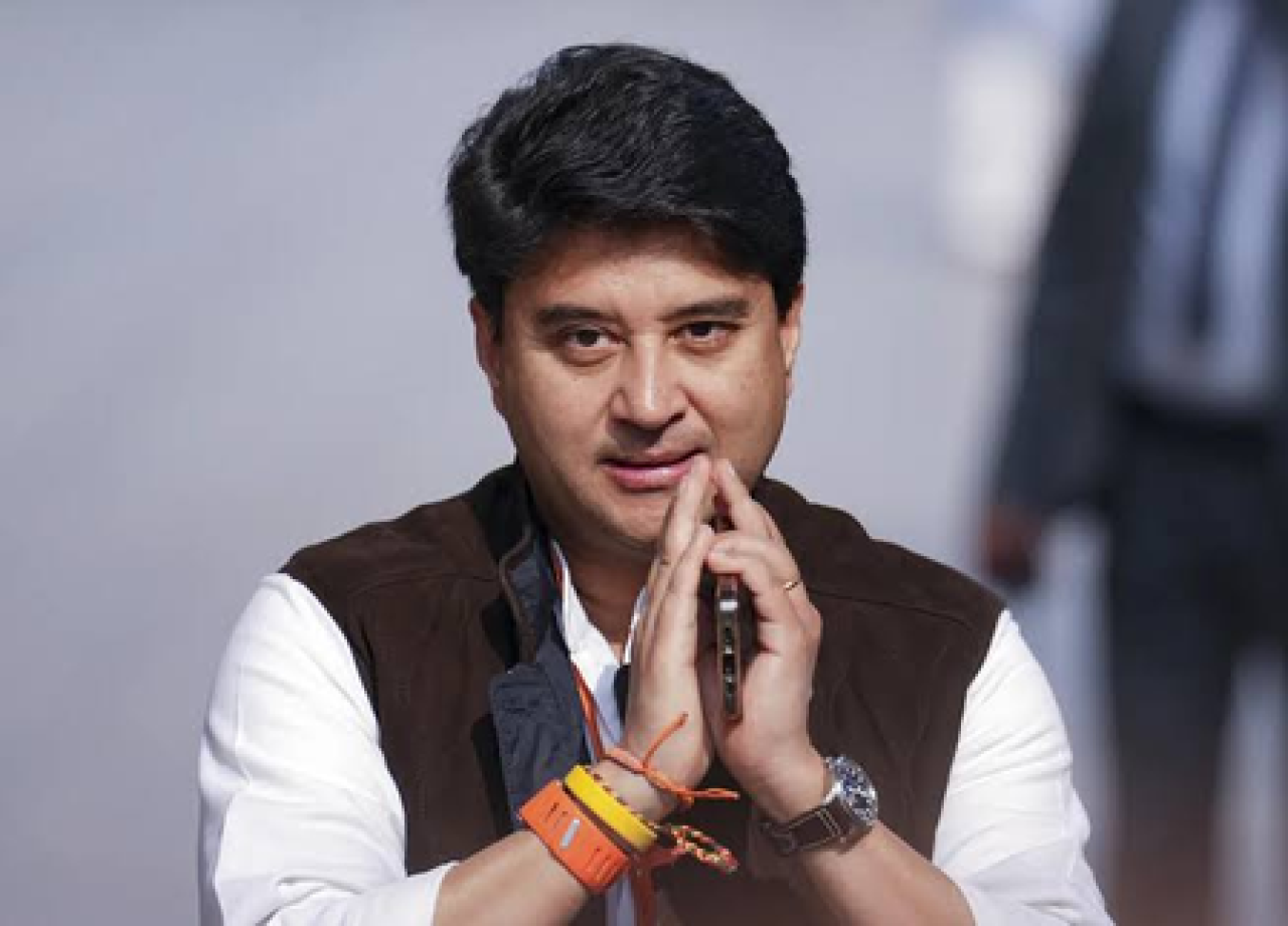 শিবপুরীতে ৫ জুলাই ‘আদানি ডিফেন্স ম্যানুফ্যাকচারিং প্ল্যান্ট’-এর ভিত্তিপ্রস্তর স্থাপন করবেন কেন্দ্রীয় মন্ত্রী সিন্ধিয়া