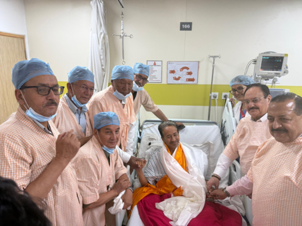 সোনম ওয়াংচুকের অনশন ভাঙার সিদ্ধান্ত, কেন্দ্রীয় মন্ত্রীর সঙ্গে বৈঠকের পর