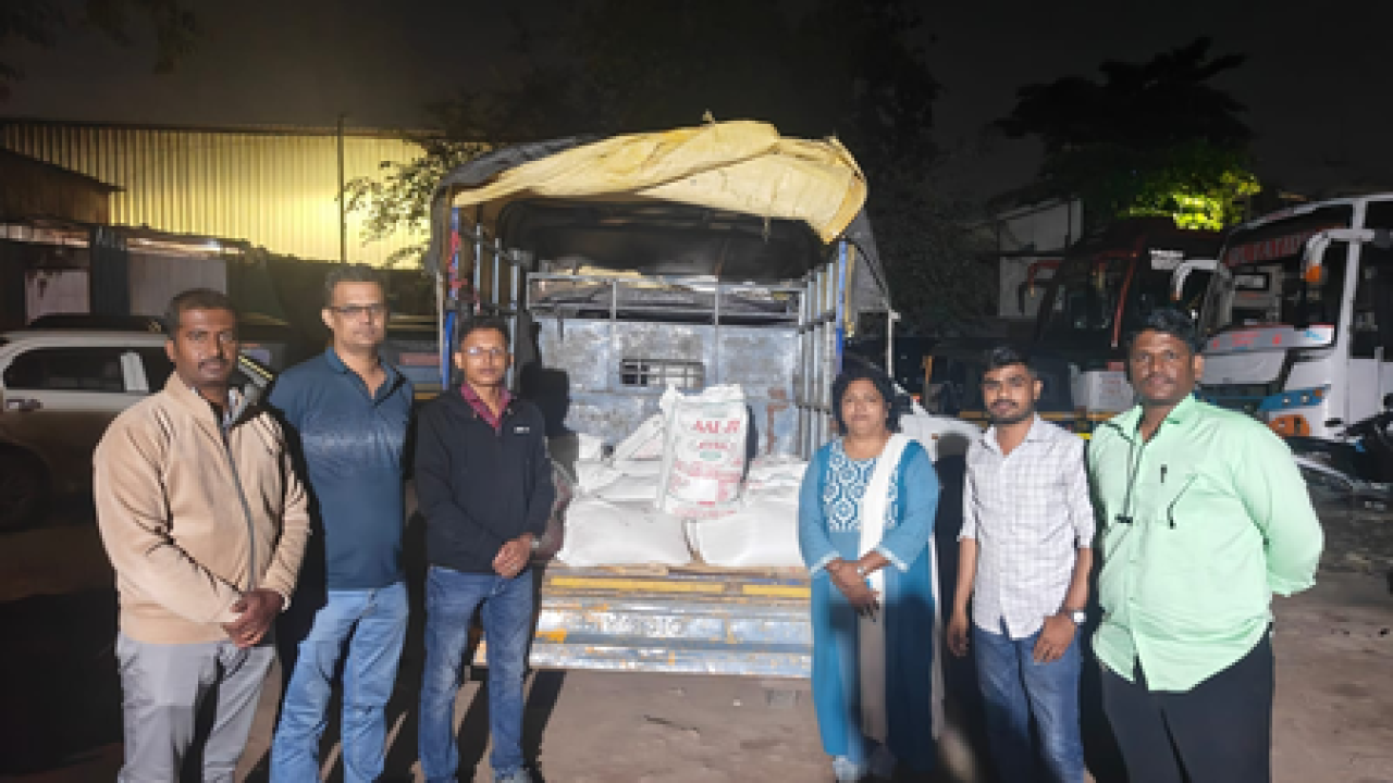 पुणে ও सांगলিতে খাদ্য নিরাপত্তা অভিযান: ১২ হোটেল ও রেস্তোরাঁর লাইসেন্স স্থগিত