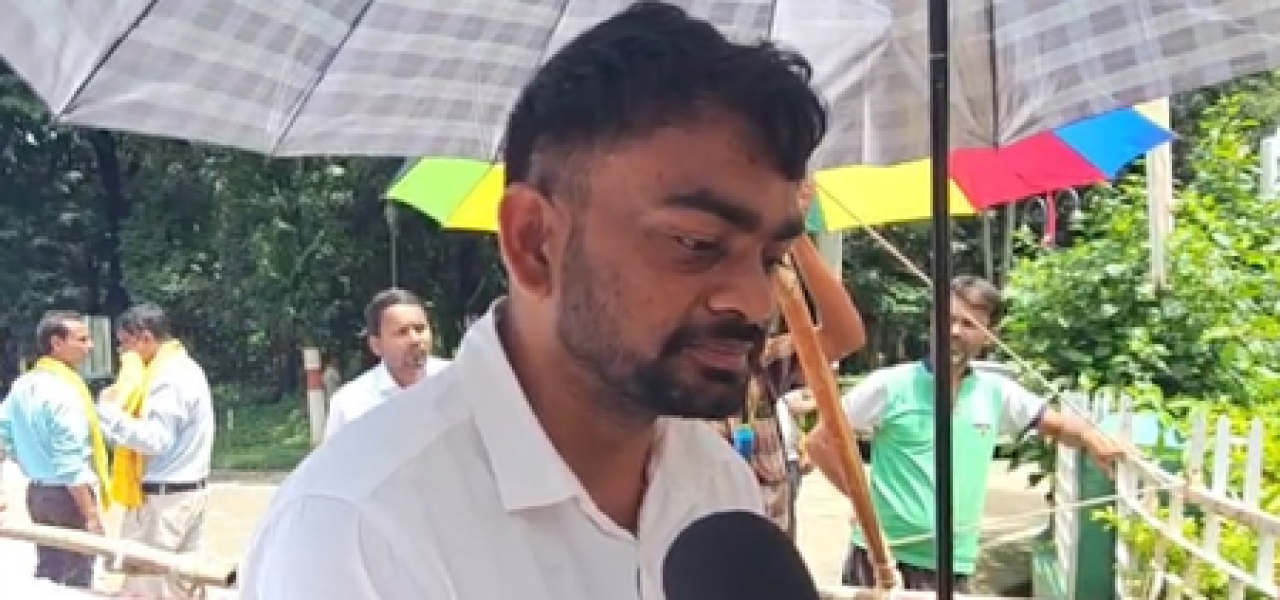 ঝারখণ্ডের ছাত্র আন্দোলনে সমর্থন জানালেন জেএলকেএম বিধায়ক জয়ারাম মাহাতো