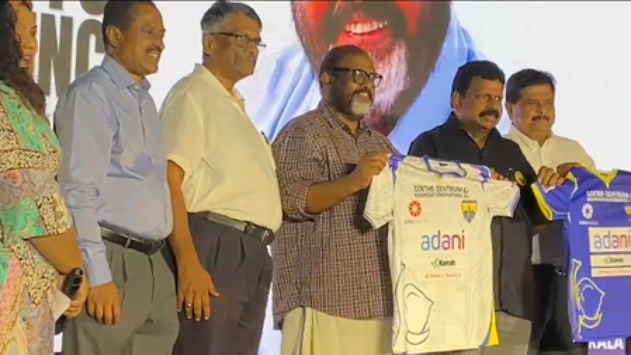 কোম্বন্স এফসি’র নতুন জার্সি ও দল উন্মোচন, সুপার লিগ কেরালার তৃতীয় মৌসুমের প্রস্তুতি শুরু
