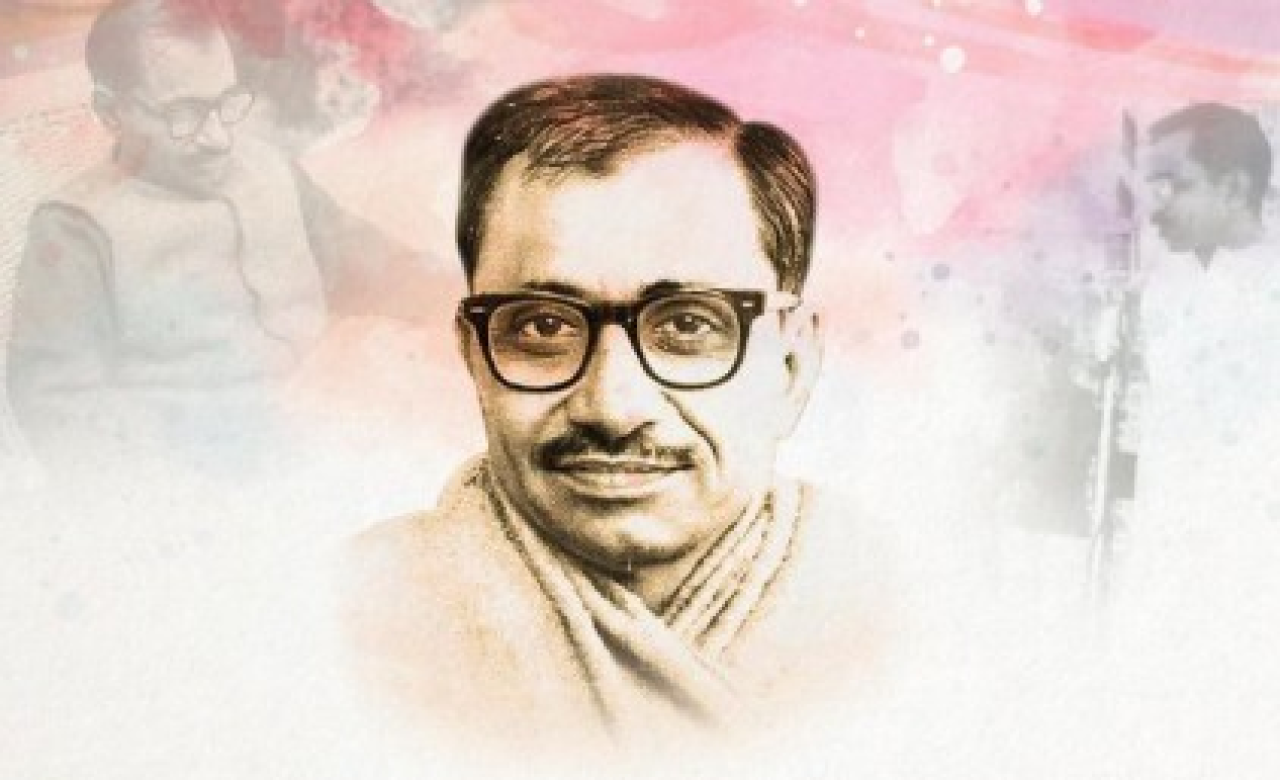 পণ্ডিত দীনদয়াল উপাধ্যায়ের জন্মজয়ন্তীতে কেন্দ্রীয় মন্ত্রীর শ্রদ্ধা নিবেদন