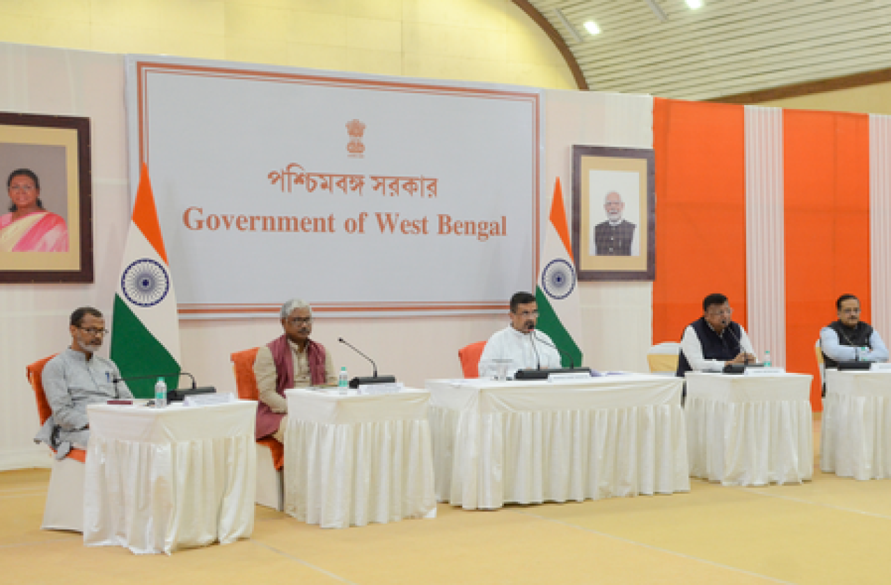 পশ্চিমবঙ্গের ৪,১৩৩ সরকারি স্কুলে একটিও ছাত্র নেই, সরকার পিপিপি মডেল গ্রহণের পরিকল্পনা করছে