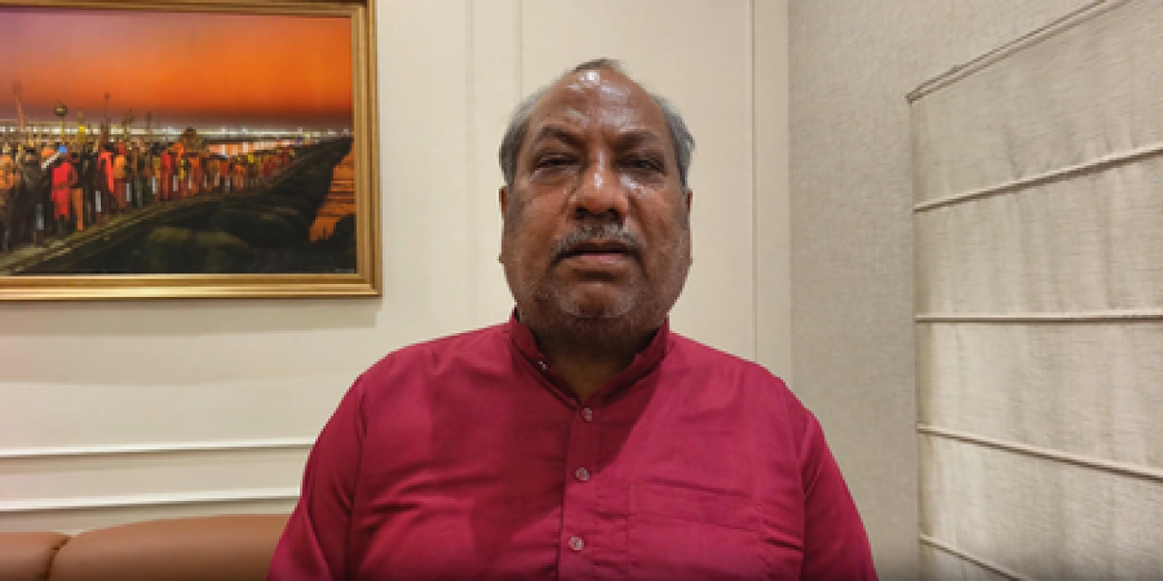 সংবিধানিক পরিচয়ের জন্য লড়াই করছেন সঞ্জয় নিষাদ