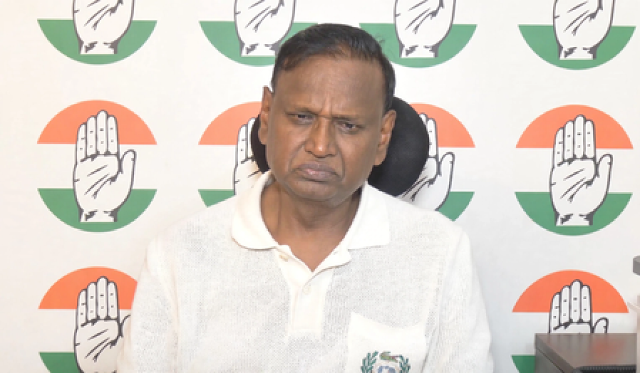 ‘এটি স্বৈরশাসনের চরম সীমা, সরকার ভীত’