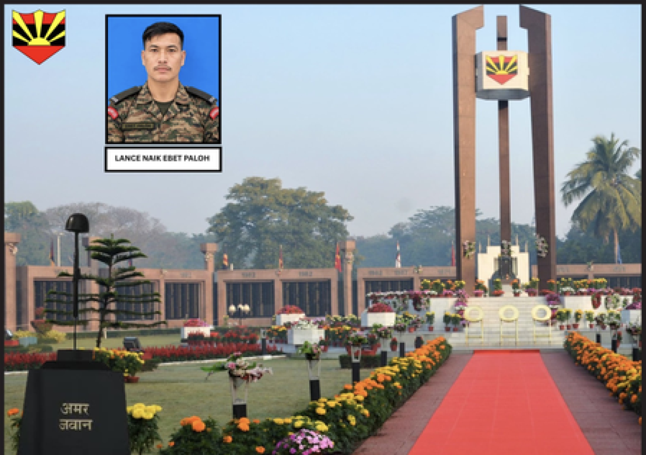 ল্যান্স নায়ক এবেট পালোহকে শ্রদ্ধা জানালেন জেনারেল ধীরজ সেথ
